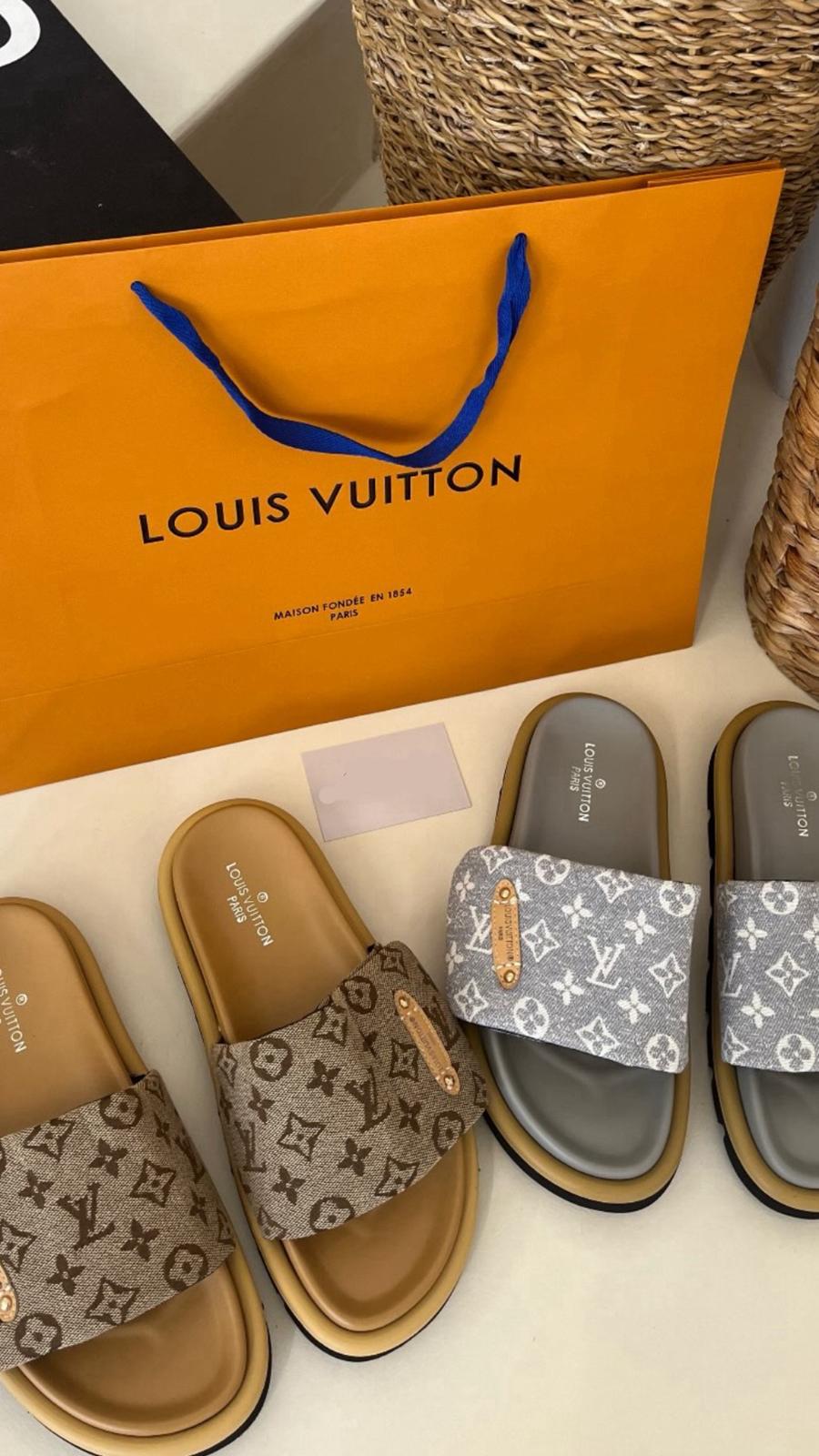 Lilly sliders (PRE ORDER)