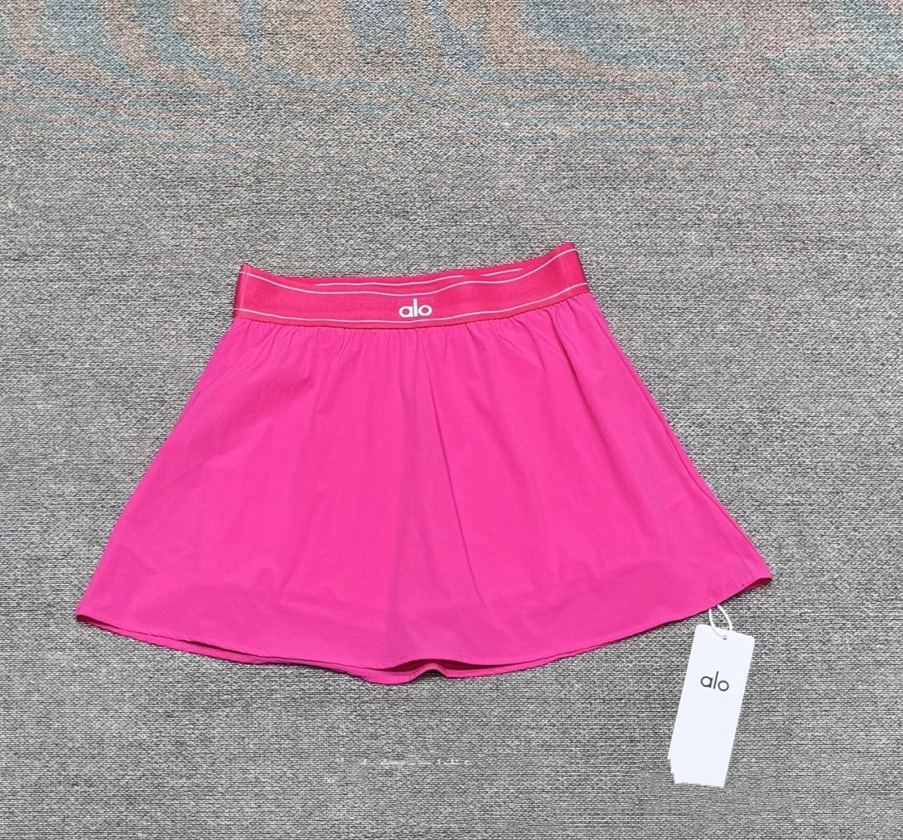 A pink skirt (PRE ORDER)