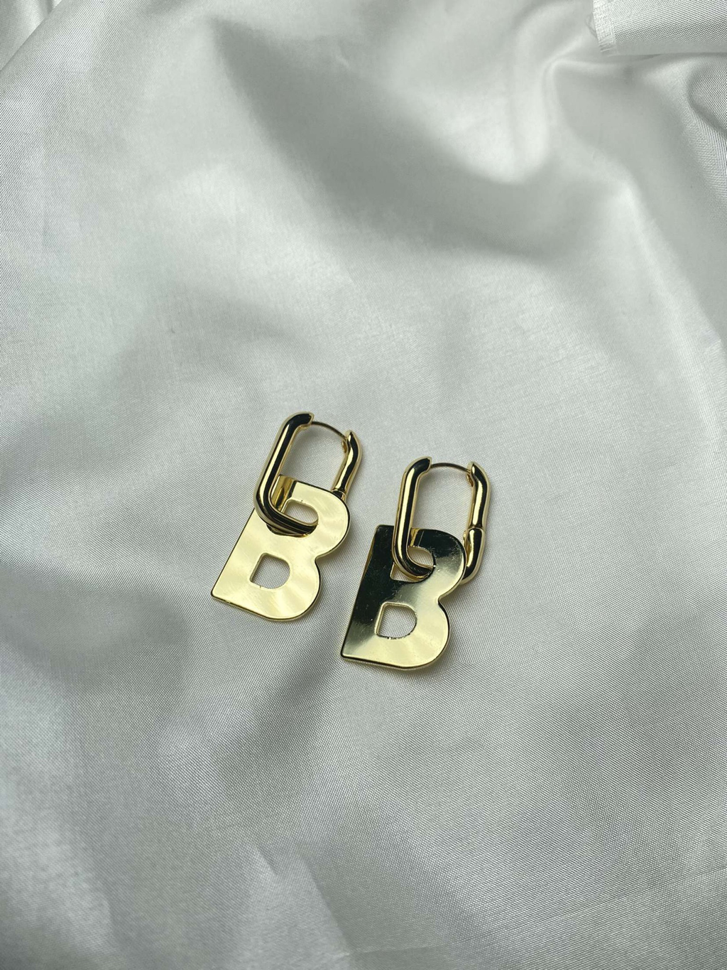 Bella earrings