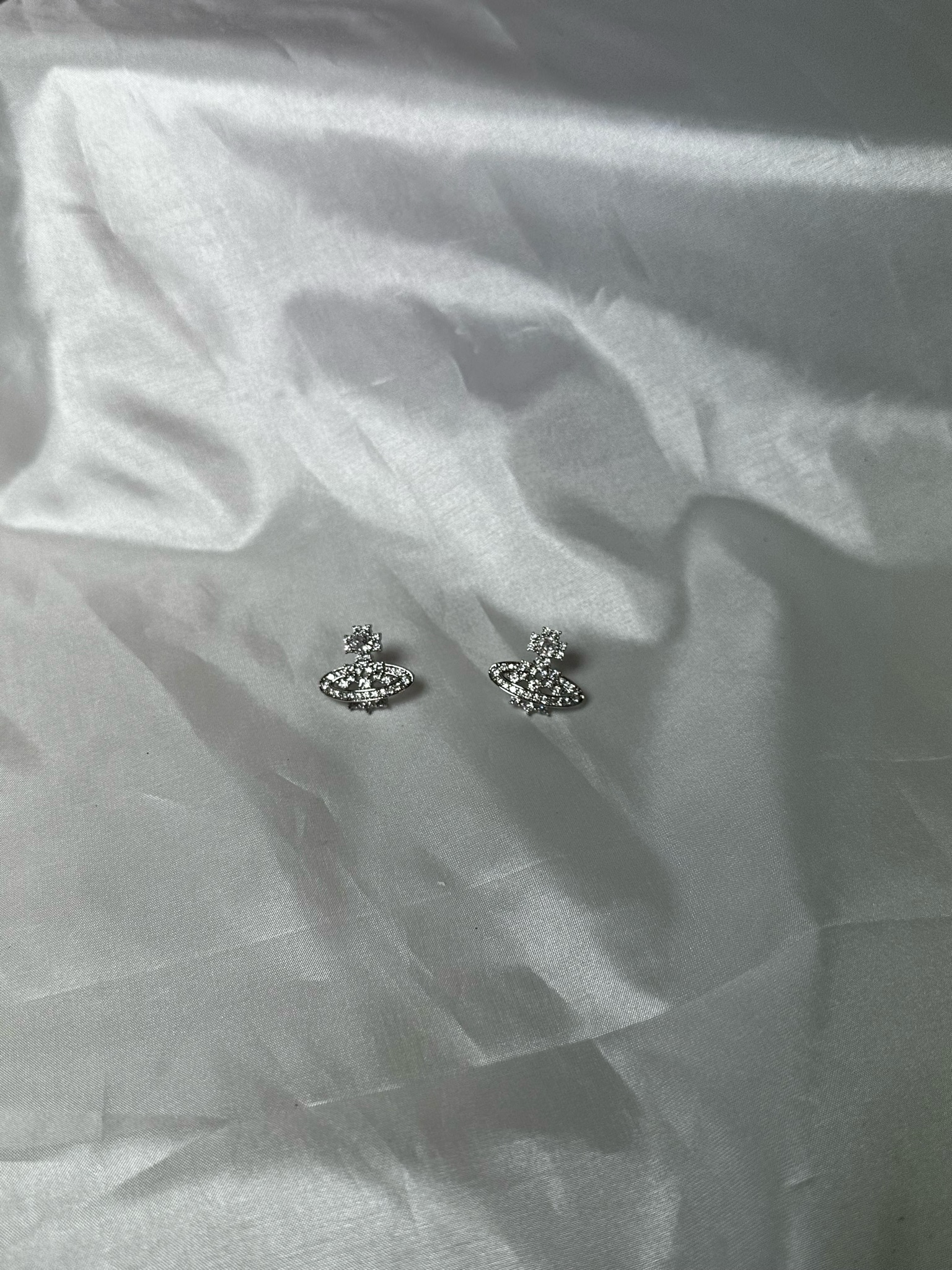 Planet earrings