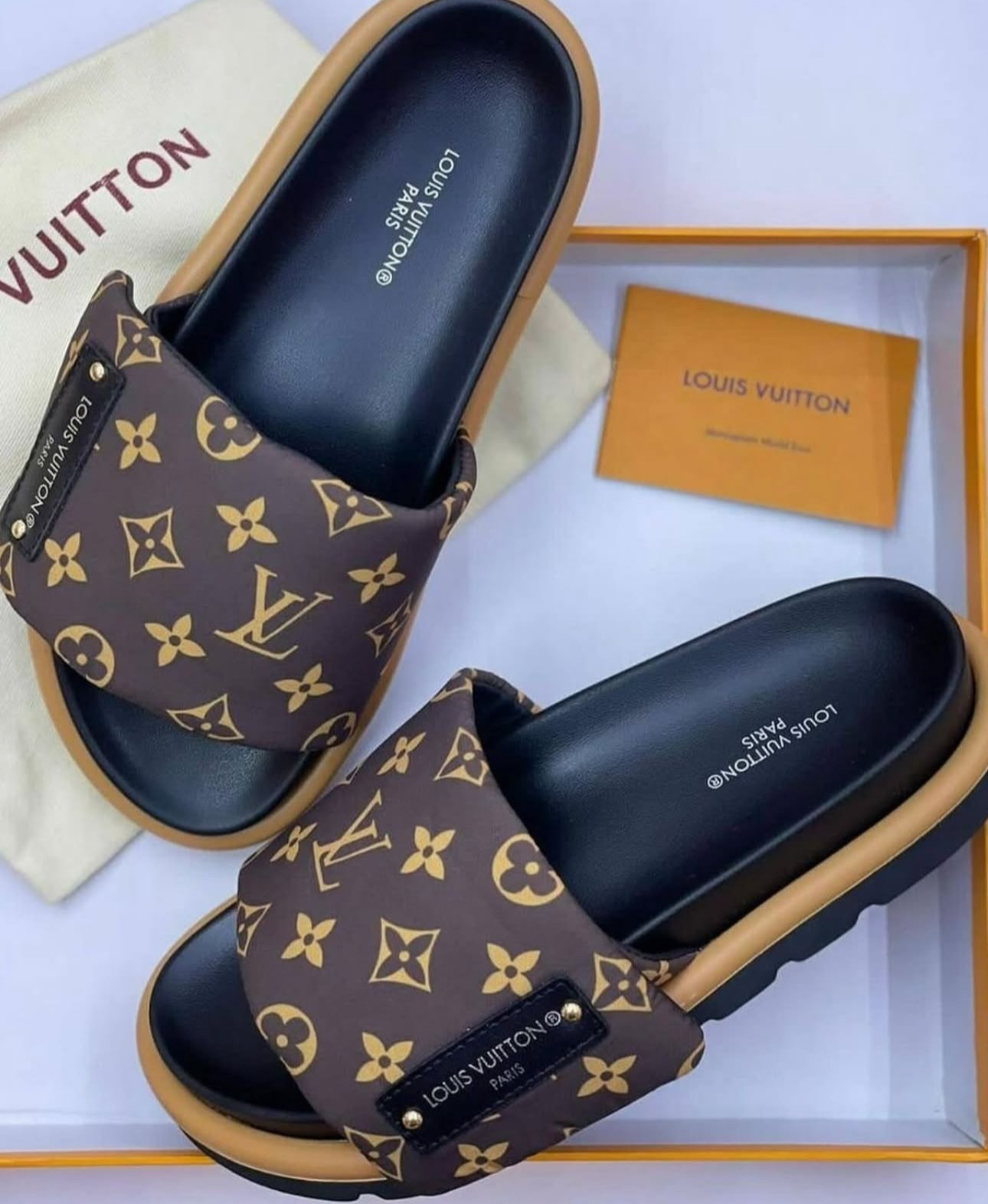 Lilly sliders (PRE ORDER)