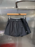 A black skirt (PRE ORDER)