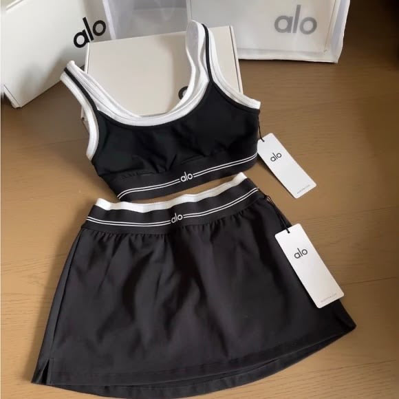 A skirt set (PRE ORDER)