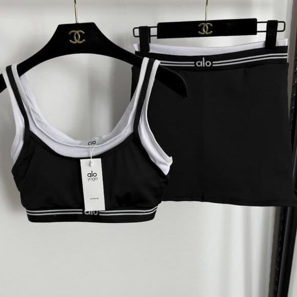 A skirt set (PRE ORDER)